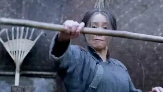 抗日功夫電影！步履蹣跚的老太竟是江湖第一殺手，用棍子殺敵無數  ⚔️  抗日