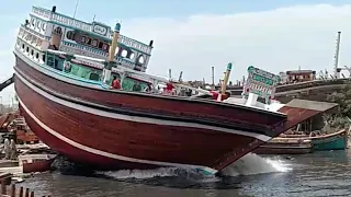 AMAZING WOOD BOAT Launch video.