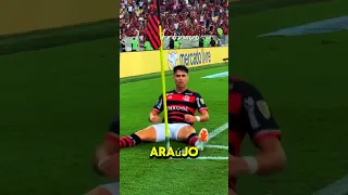 LUIZ ARAÚJO TA JOGANDO MUITO E SALVANDO O FLAMENGO!❤️🖤 #shorts #flamengo #futebol #luizaraujo