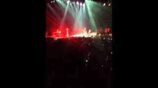 Demi Lovato - Skyscraper Paris Bercy 21 novembre 2014