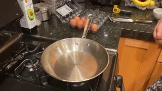 Leidenfrost effect: Convert stainless steel pan to short term nonstick