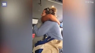 Touching moment woman surprises her sister on her 30th birthday