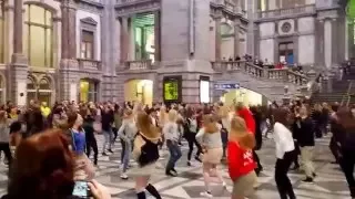 Movie 2: Flash Mob Grease - Antwerp Central Station