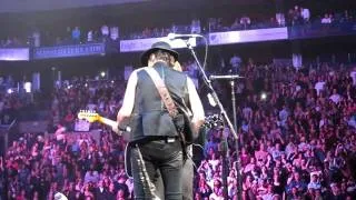 Bon Jovi Boston 3-1-2011 - I'll Be There For You Ending
