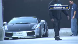 Chris Brown storms out Maxfield in Beverly Hills