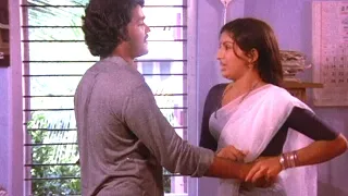 തന്റെ ഈ വാശി അനാവശ്യമാണ് | Kelkatha Sabdham Movie | Mohanlal | Romantic Scene Malayalam |