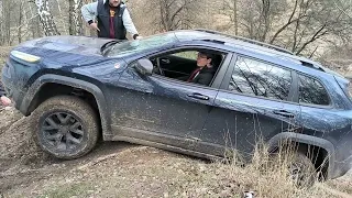 Стоковый #OFFROAD УАЗ Патриот ведет JEEP Cherokee KL отжигает