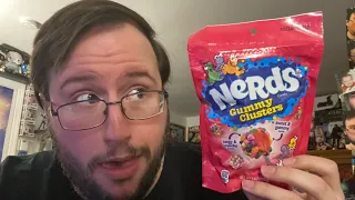 Gor Eats a Food: Nerds Gummy Clusters