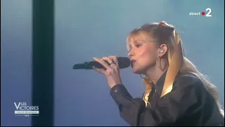 Angèle - « Bruxelles je t'aime » - Live - Les Victoires de la musique 2022.