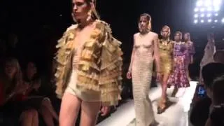 Fila final Teca por Helô Rocha Verão 2016 SPFW