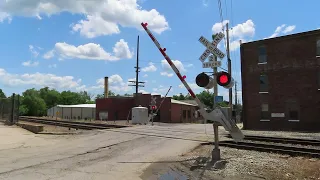 (Amtrak) Cottage St #2 railroad crossing in Independence, MO