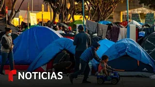 Activistas repudian la reactivación de 'Quédate en México' | Noticias Telemundo