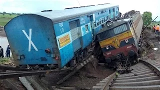 India Train Derailment Leaves Many Dead