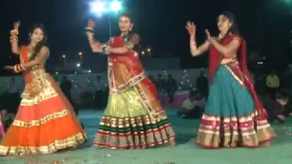 Mahendi rang laayi , Gunje angana me Shahenai and Jhoom barabar Jhoom