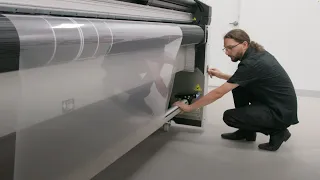 Big Image Australia improves their print versatility with HP Latex R Series flatbed printer | HP