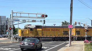 UPY 651 Florin Flyer Local & SACRT Light Rail - Mather Field Rd. Railroad Crossing Rancho Cordova CA