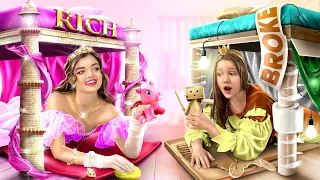 Royal Secret Rooms! Rich vs Broke Princess