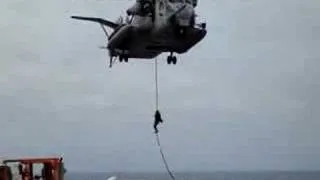 USMC CH-53E fast rope screw up injures one of them