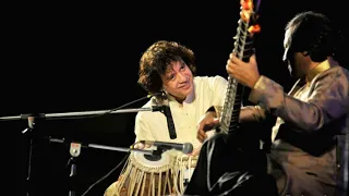 Ustad Shahid Parvez and Ustad Zakir Hussain - Raag Gujri Todi