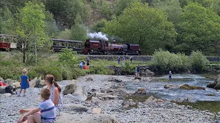 Garratt steamer NG130 at Aberglaslyn Pass and Beddgelert