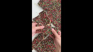 How to Make Christmas Saltine Cracker Toffee