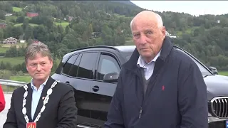 King Harald V of Norway visiting areas hit by flood