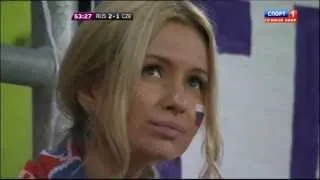 Русская болельщица c матча Россия - Чехия EURO2012