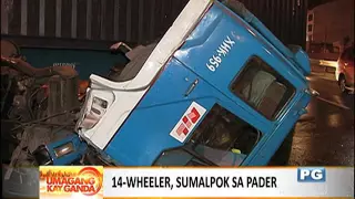 TINGNAN: Truck sumalpok sa pader sa SLEx