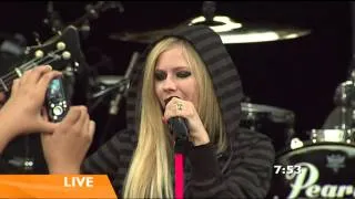 Avril Lavigne - Girlfriend @ Live on Sunrise 08/05/2007