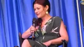 Emilie De Ravin @ Florida Supercon Part 3