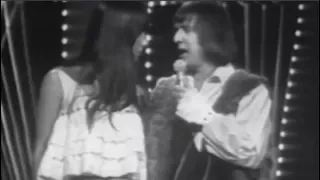 Sonny & Cher - I Got You Babe (Official Music video)