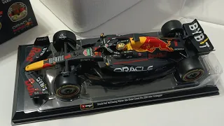 1:24 scale #1 Max Verstappen Oracle Red Bull Racing 2022