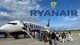 RYANAIR Boeing 737-800 🇭🇺 Budapest to Prague 🇨🇿 [FULL FLIGHT REPORT]