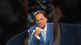 Tragedy & problems in life? In the Storm, look to God☝️ Billy Graham Short Clips
