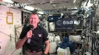 Tim Peake shows off his zero-gravity somersault