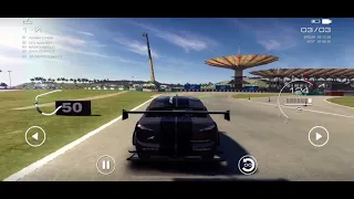 GRID Autosport Custom edition on IPhone XS Max.