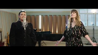 Marianne Pentha, Lisa Stokke, AURORA— Into The Unknown—Duet (Norwegian & Sámi Elsas)