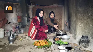 Village Life in Afghanistan | Cooking Traditional Food "Koko" in Old Kitchen