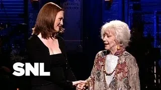 Julianne Moore Monologue - Saturday Night Live