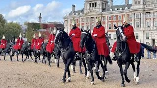 *frontline view* Changing of the King's Life Guard (FULL PARADE)
