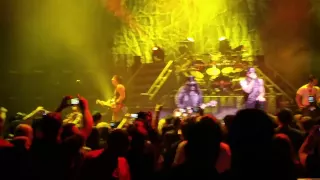 Avenged sevenfold - Its So Easy (GnR Cover) with Slash (live) nokia la live, downtown LA, 4/16/09