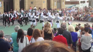 Exhibición de Danza tradicional de Serbia en Bilbao