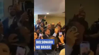 BOLSONARO DE VOLTA AO BRASIL #short