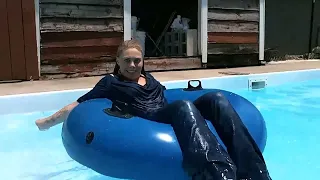 Tiffany plays underwater