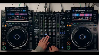 Moombahton + Bass Creative DJ Mix - CDJ 3000s