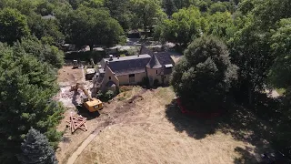 Watch now: 100 year old historic Lincoln home demolished