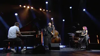 Avishai Cohen Trio - Shifting Sands (Live @ Jazz in Marciac - 29.07.22)