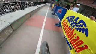 Red Bull Medellín Cerro Abajo - Final Run - Comuna 13 urban DH Race - Marzo 2023