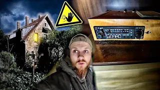 PLÖTZLICH GEHT DAS RADIO AN! IM HORRORHAUS DES JÄGERS!