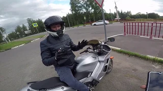 Реванш заезда Honda VFR 800 против CBR600RR, гонка с места